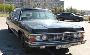 Prime Soviet Shite GAZ Chaika M14
